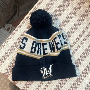 Milwaukee Brewers winter hat with Pom